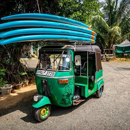 DodanduwaCircus Lagoon Hideaway住宿加早餐旅馆 外观 照片